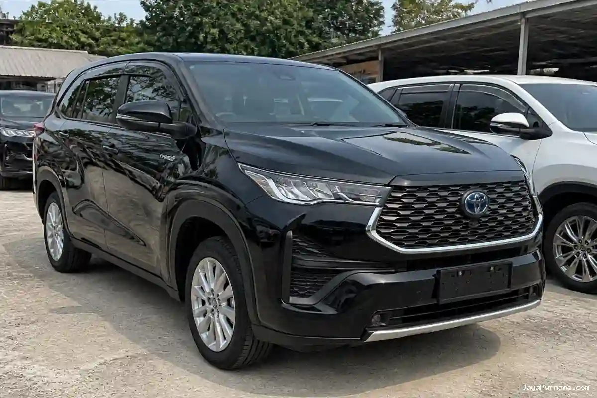 Harga Innova Zenix G CVT 2023 Bekas Jadi Pilihan Keluarga