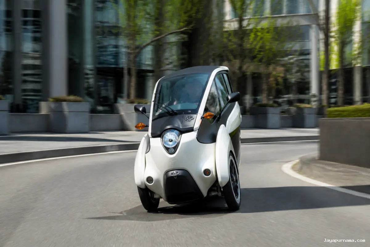 Toyota i-Road, Kendaraan Konsep Listrik Tiga Roda untuk Kota
