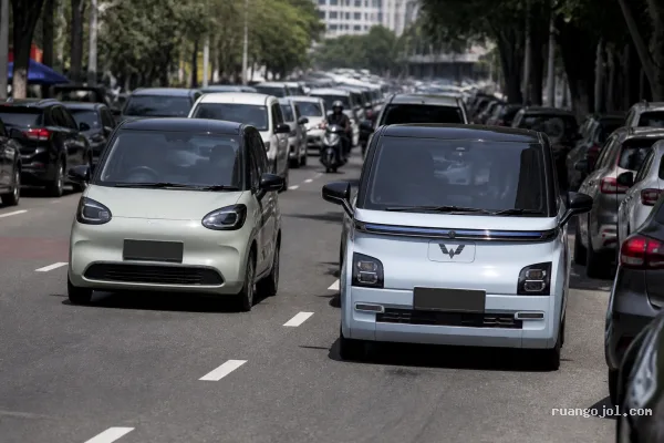 Air ev dan Seres E1 Tawarkan Solusi Ringkas di Jalan Kota Air ev dan Seres E1 Tawarkan Solusi Ringkas di Jalan Kota