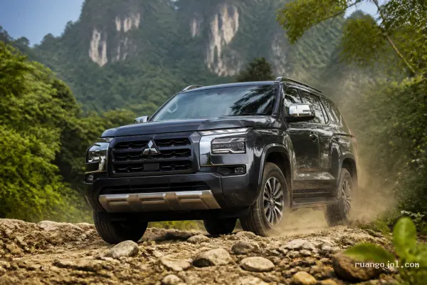 All-New Mitsubishi Pajero Jadi Flagship Global, MMKSI Buka Peluang ke Indonesia