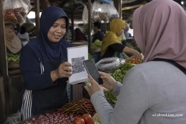 Pengguna QRIS 67 Juta, BI Ingatkan Merchant Tetap Terima Uang Tunai Pengguna QRIS 67 Juta, BI Ingatkan Merchant Tetap Terima Uang Tunai